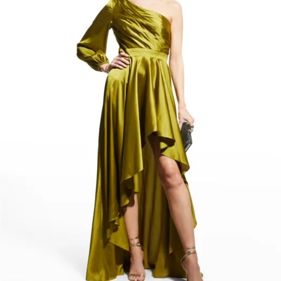 Mac Duggal Dresses & Skirts - Mac Duggal Ieena Green Hi Low One Shoulder Dress Size 6 NWT